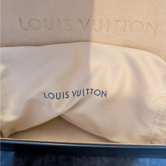 Authentic Louis Vuitton My Monogram Cat Eye Sunglasses Z1526W amazing! - Picture 8 of 16